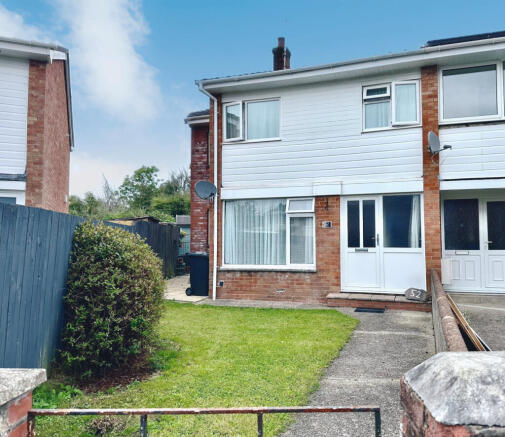 A Lovely Extended Family Home