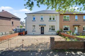 54, Clark Drive, Irvine KA12 0LE