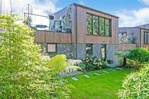 29, The Green, Goldenbank, Falmouth TR11 5PR