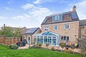 35, Fitzgerold Avenue, Swindon SN6 7JJ