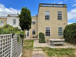 10, Elston Hall, Top Street, Elston NG23 5NP