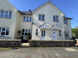 2, Coles Court, Chulmleigh EX18 7LH