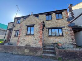 Flat 4, Hoopers Court, Hoopers Lane, Barwick, Yeovil BA22 9UE