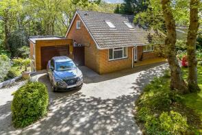 Oakwood Lodge, Youngwoods Way, Alverstone Garden Village, Sandown PO36 0HE