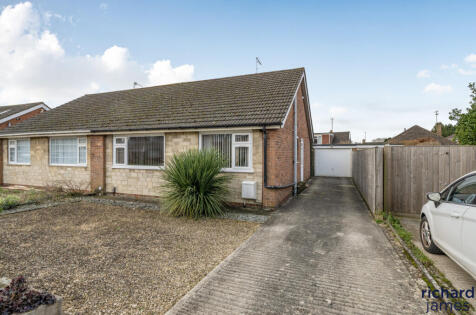 Cloche Way, Stratton St Margaret, Swindon, SN2