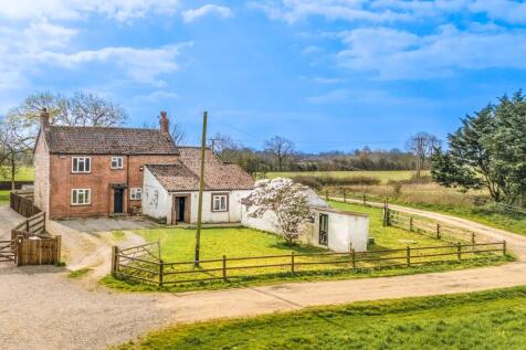 House, Stables and Five Acres off Merry Lane, East Huntspill, Highbridge, TA9
