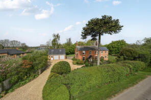 Breach Farm Cottage, Horpit, Wanborough, Swindon SN4 0AT