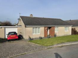 12, Caer Delyn, Llannerch-y-medd LL71 8EJ