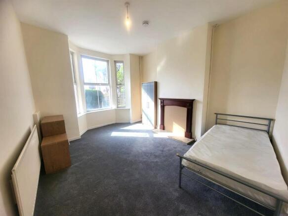 Room Pic 1