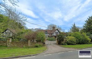 48, The Ridgeway, Cuffley, Potters Bar EN6 4BA