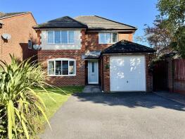 14, Shuttle Eye Way, Grange Moor, Wakefield WF4 4UN