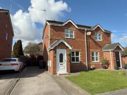 74, Mast Drive, Hull HU9 1ST