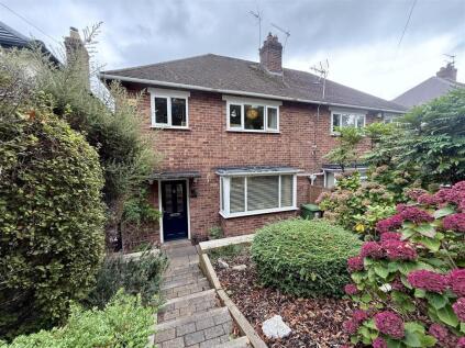 Greville Road, Warwick