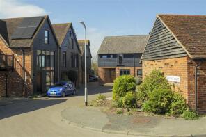 6, Chestnut Court, Faversham ME13 9SJ