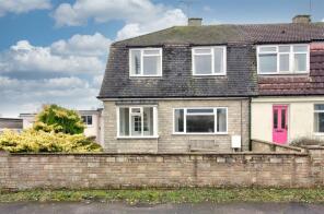 8, St Giles Close, Lea SN16 9PQ