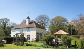 3, Park Cottages, Mill Lane, Dorking RH5 5SJ