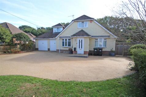 Fir Avenue, New Milton, Hampshire, BH25