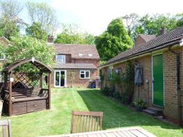 5, Wheatleys Close, Ashe Park Lane, Basingstoke RG25 3BQ