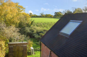 13, Guillods Cottages, Petworth GU28 0NR