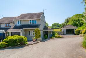 16, Orchard Close, Saltash PL12 5HR