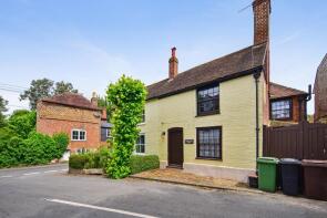 Harvest Bank House, Lenham Heath Road, Sandway ME17 2NB