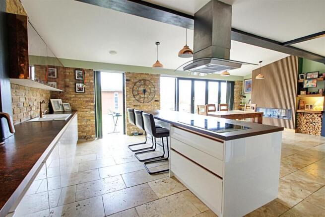 Kitchen.jpg