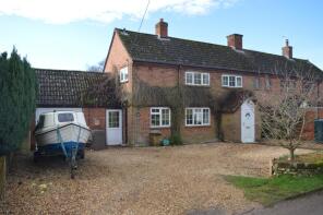 3, Harley Cottages, War Memorial To Amen Corner - Street, Wimborne BH21 5ET