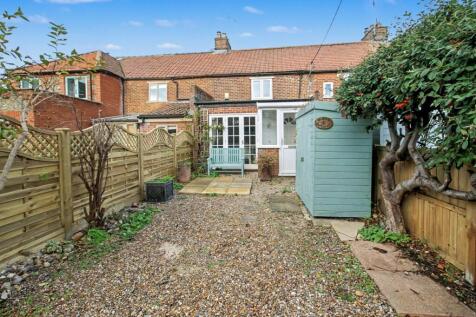Charming Cottage Close to Holt Town Centre