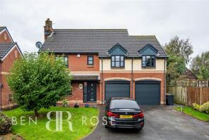 28, Reeveswood, Chorley PR7 5RS