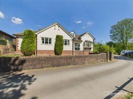 May Villa, Unadopted Access Road Leading Up To Property Named Norwood, Mold CH7 5EP