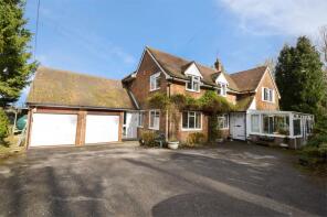 Tawny Hill, Bradshott Lane, Blackmoor, Liss GU33 6DD
