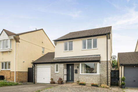 Amble Road, Callington, PL17