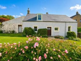 Briarbank, The Cobbles, Kinross KY13 9HL