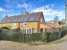 1, Westfield Barns, School Lane, Southam CV47 7RR