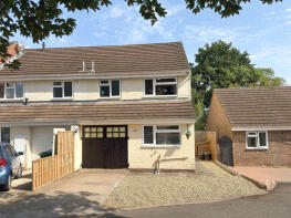 32, St Peters Close, Hereford HR4 8DL