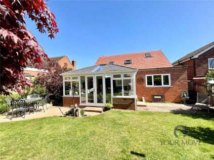 Hawthorn Road, Bromsgrove, Worcestershire, B61