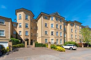 22, Radcliffe House, Mandelbrote Drive, Oxford OX4 4XG