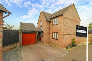 19, Shoemaker Close, Towcester NN12 8AT