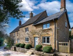 Spring Cottage, Road Through Taston, Chipping Norton OX7 3JL