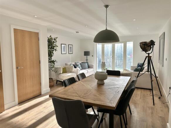Living/Dining Room