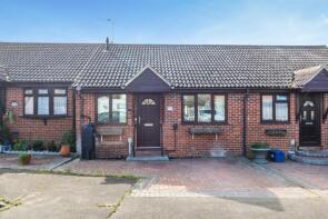 10, St Michaels Close, Chelmsford CM3 6UW