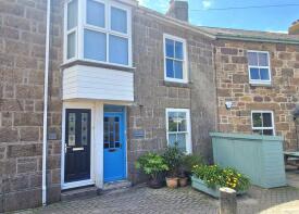 2, Riverside, Long Rock TR20 8JD