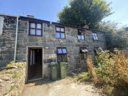 3 4 Isfryn, Chapel Street, Bangor LL57 4EP