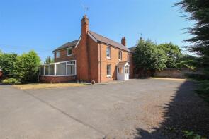 Firs Farmhouse, Baughton, Earls Croome WR8 9DQ