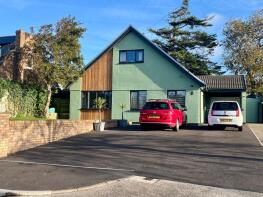 8, Ham Lane South, Llantwit Major CF61 1RP