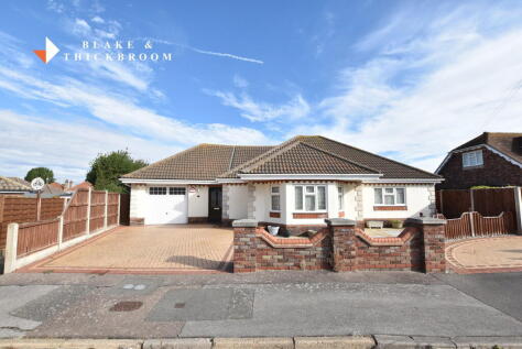 Barrington Gardens, Clacton on Sea CO15 5BB