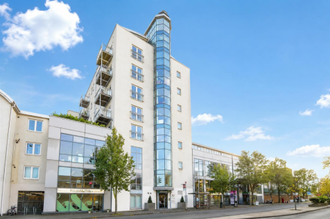 Vineyard Heights, Mortlake, London, SW14
