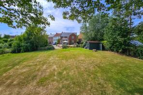 16, Renton Close, Harrogate HG3 3UB