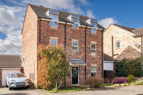 Cypress Heights, Barnsley, S71 1WA