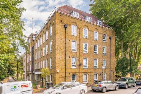 Green Bank, Wapping